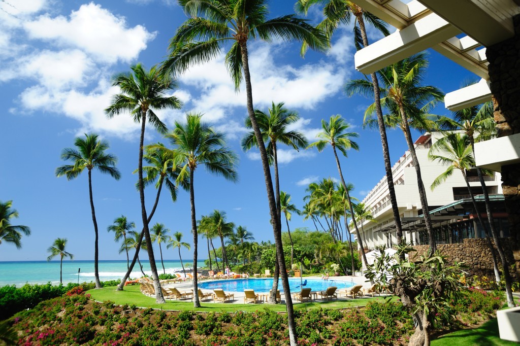 Mauna Kea Beach Hotel pool